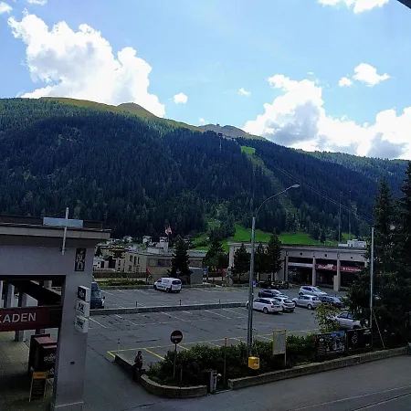 Holiday Apartment Davos Residence * دافوس